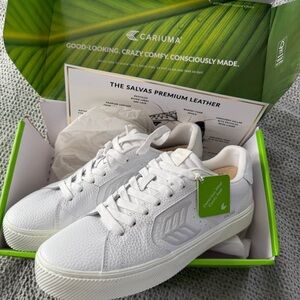 Cariuma Salvas Premium White Sneakers